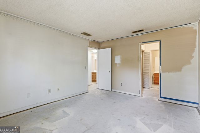 1980 Variations Drive NE, Atlanta, GA 30329