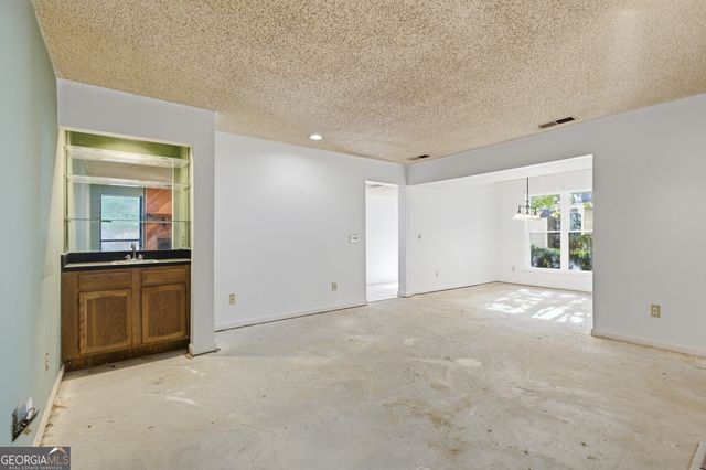 1980 Variations Drive NE, Atlanta, GA 30329