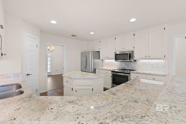 7315 Bridgewood Court, Mobile, AL 36695