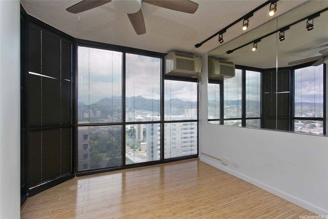 60 N Beretania Street 3405, Honolulu, HI 96817