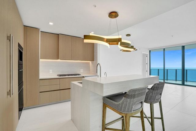 900 N Ocean Boulevard 1405, Pompano Beach, FL 33062