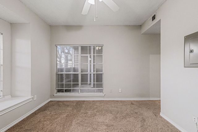 3607 W Northgate Drive 113, Irving, TX 75062