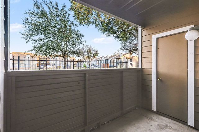3607 W Northgate Drive 113, Irving, TX 75062