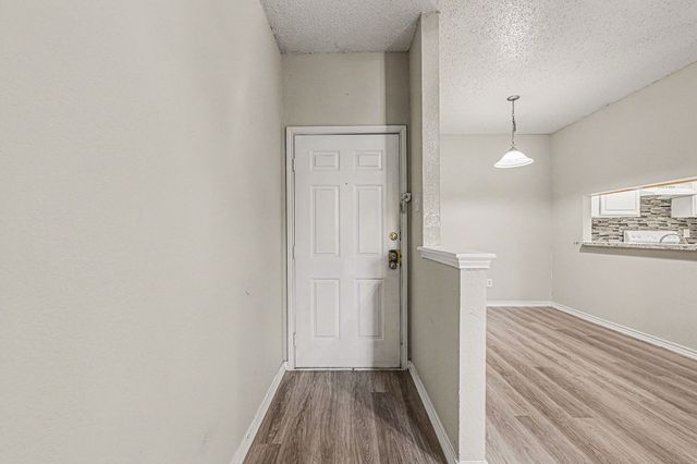 3607 W Northgate Drive 113, Irving, TX 75062