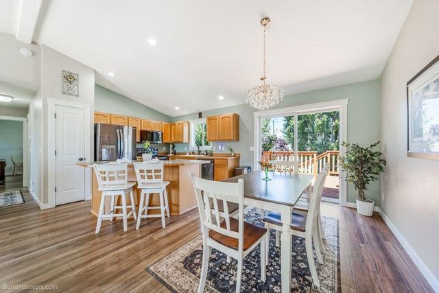 727 E Carrie Dr, Medical Lake, WA 99022