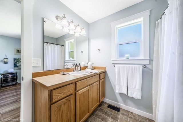727 E Carrie Dr, Medical Lake, WA 99022