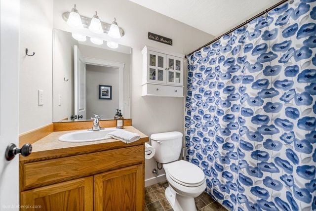 727 E Carrie Dr, Medical Lake, WA 99022