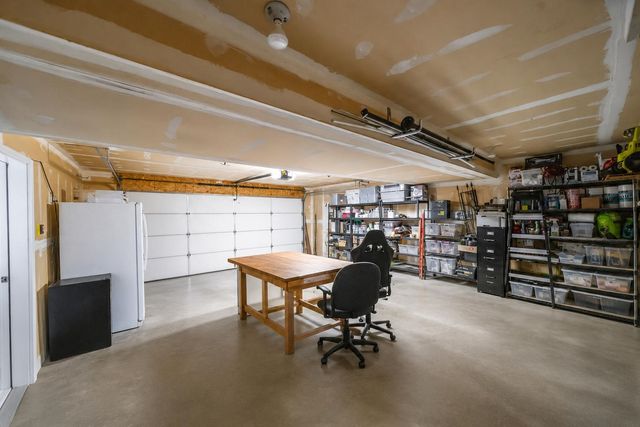 727 E Carrie Dr, Medical Lake, WA 99022