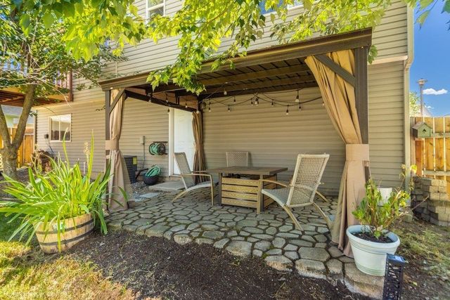727 E Carrie Dr, Medical Lake, WA 99022
