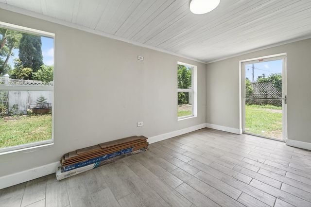 4364 N Mary Circle, Palm Beach Gardens, FL 33410