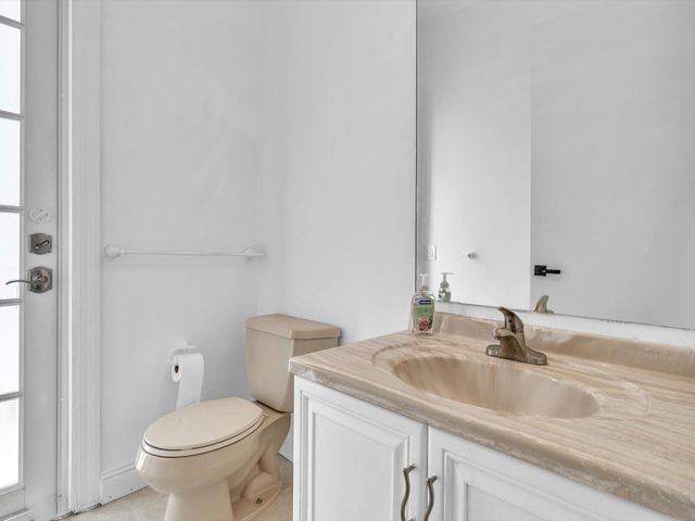 3715 Starboard Avenue, Cooper City, FL 33026