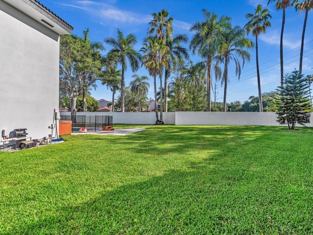 3715 Starboard Avenue, Cooper City, FL 33026