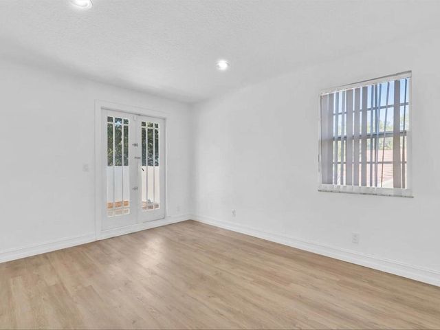 3715 Starboard Avenue, Cooper City, FL 33026