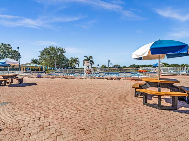 3715 Starboard Avenue, Cooper City, FL 33026