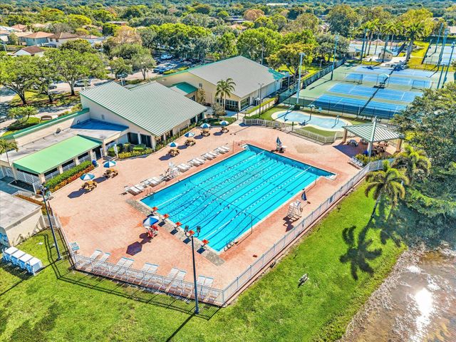 3715 Starboard Avenue, Cooper City, FL 33026