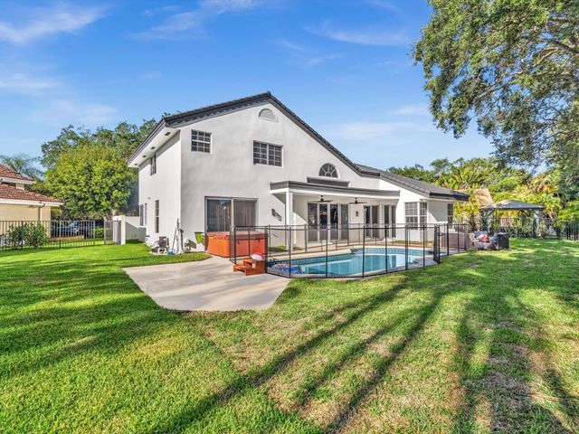 3715 Starboard Avenue, Cooper City, FL 33026