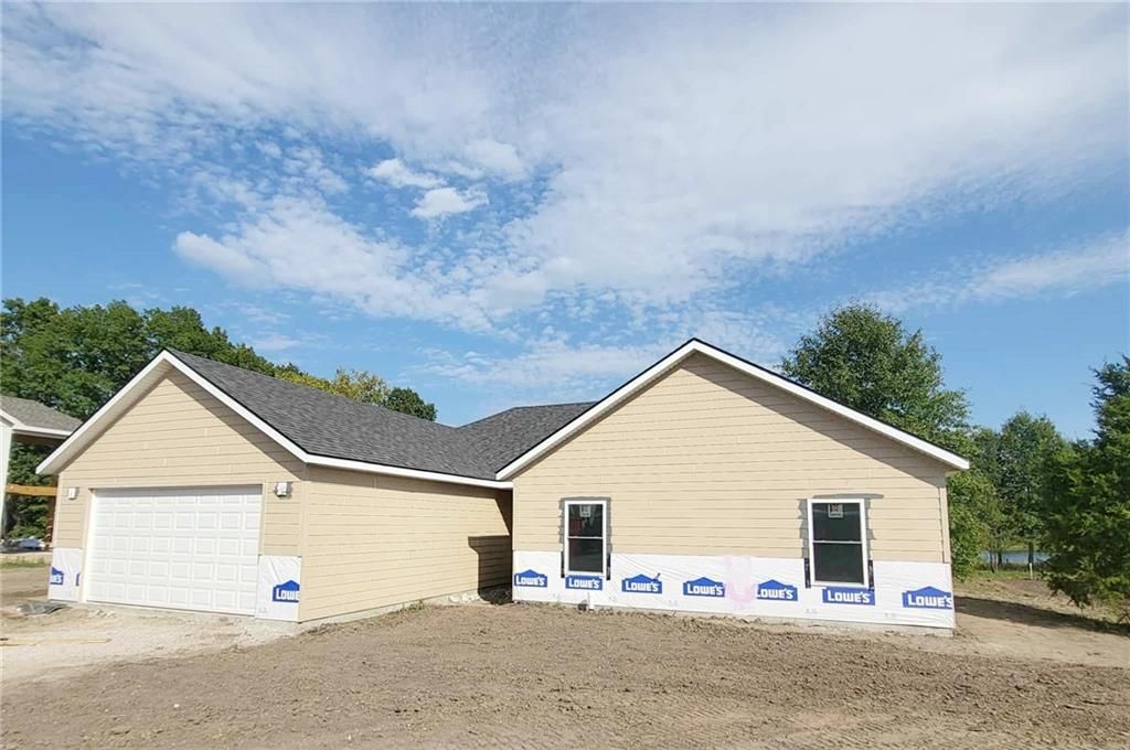 315 NE 51st Road, Warrensburg, MO 64093