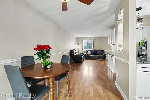 7058 Rolling Hills Drive, Waterford, MI 48327