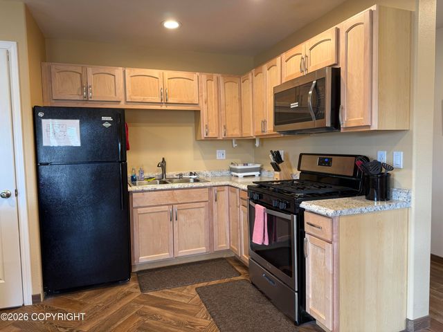3330 S Lake View Loop, Big Lake, AK 99652
