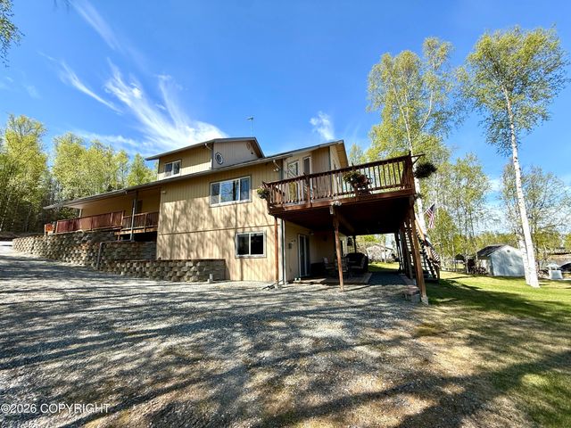 3330 S Lake View Loop, Big Lake, AK 99652