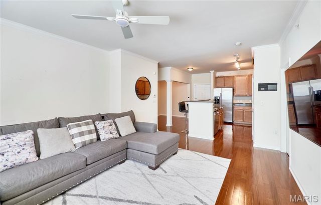1251 Strassner Drive 2403, Brentwood, MO 63144