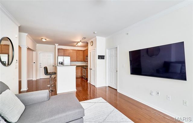 1251 Strassner Drive 2403, Brentwood, MO 63144