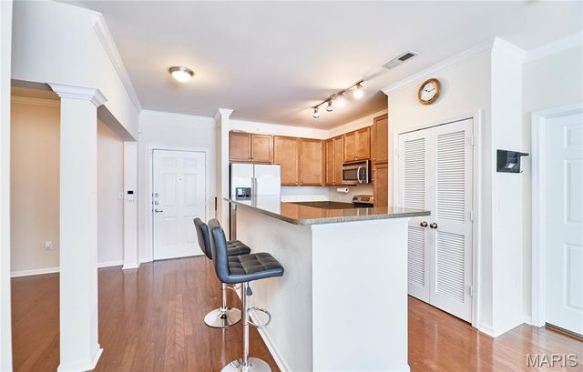 1251 Strassner Drive 2403, Brentwood, MO 63144