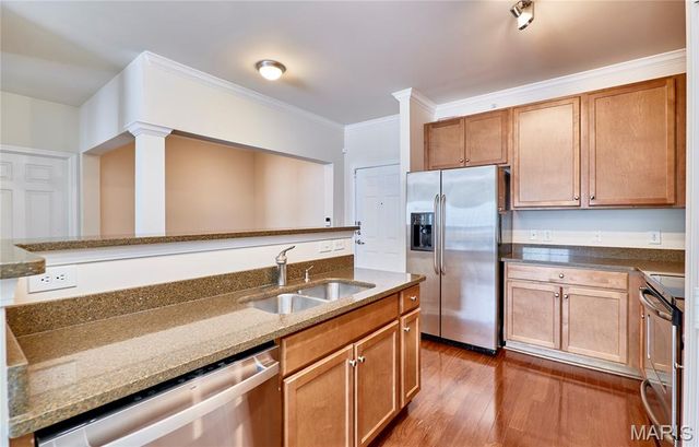 1251 Strassner Drive 2403, Brentwood, MO 63144