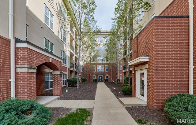 1251 Strassner Drive 2403, Brentwood, MO 63144