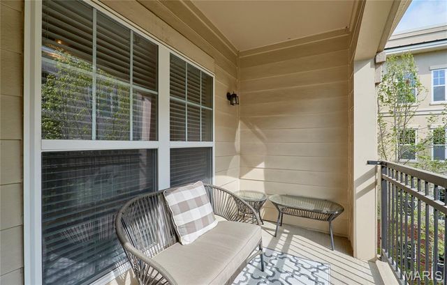 1251 Strassner Drive 2403, Brentwood, MO 63144