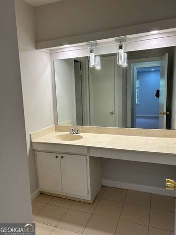 184 Rue Fontaine, Lithonia, GA 30038