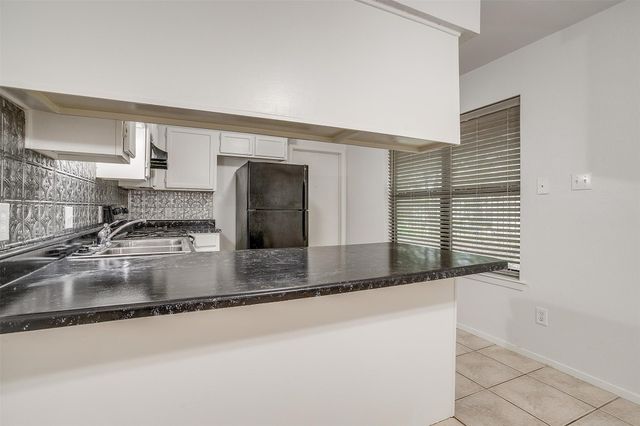 4817 Fletcher Avenue, Fort Worth, TX 76107