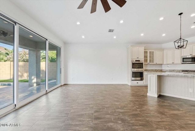 22218 E CHERRYWOOD Drive, Queen Creek, AZ 85142