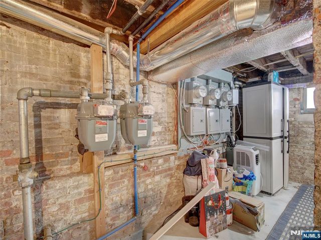 76 Amherst Street, East Orange, NJ 07018