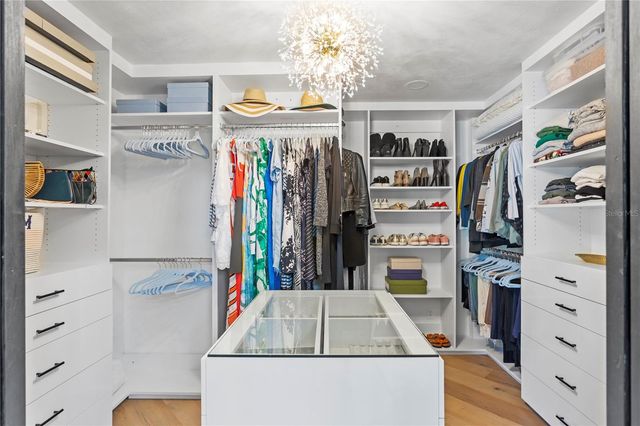 207 S COOLIDGE AVENUE, Tampa, FL 33609