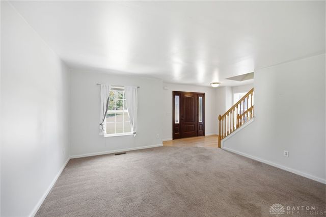 1087 Kingsview Court, Maineville, OH 45039
