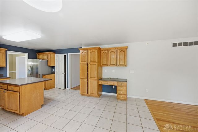 1087 Kingsview Court, Maineville, OH 45039