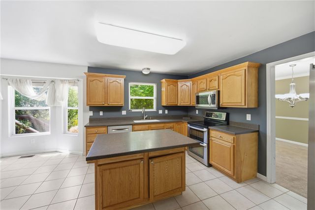 1087 Kingsview Court, Maineville, OH 45039