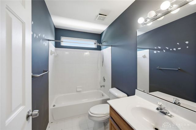 1087 Kingsview Court, Maineville, OH 45039