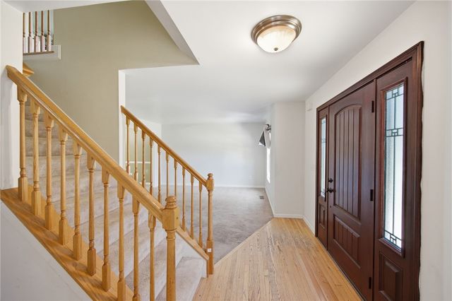 1087 Kingsview Court, Maineville, OH 45039