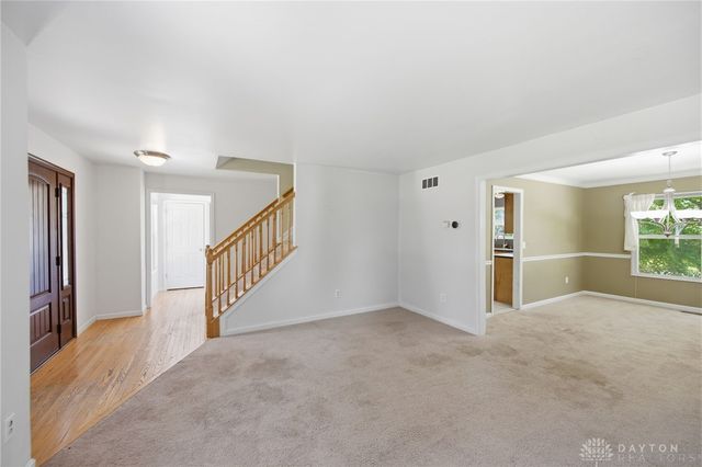 1087 Kingsview Court, Maineville, OH 45039