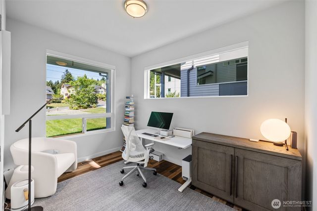 2627 SW 100th Street, Seattle, WA 98146