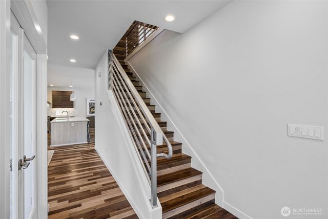 2627 SW 100th Street, Seattle, WA 98146