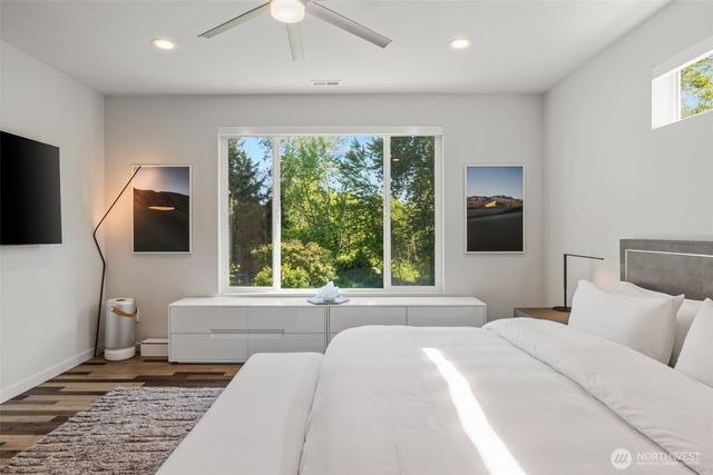 2627 SW 100th Street, Seattle, WA 98146