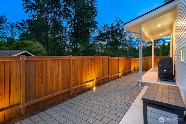 2627 SW 100th Street, Seattle, WA 98146