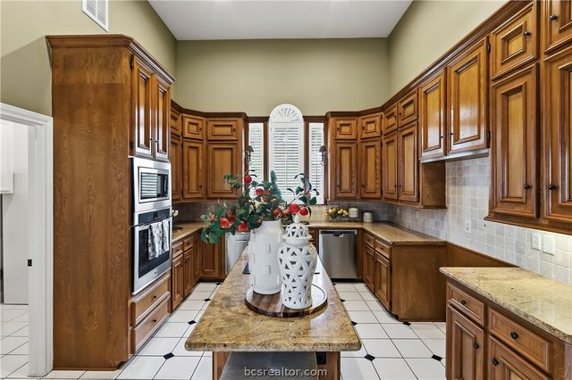 2917 Camille Drive, College Station, TX 77845