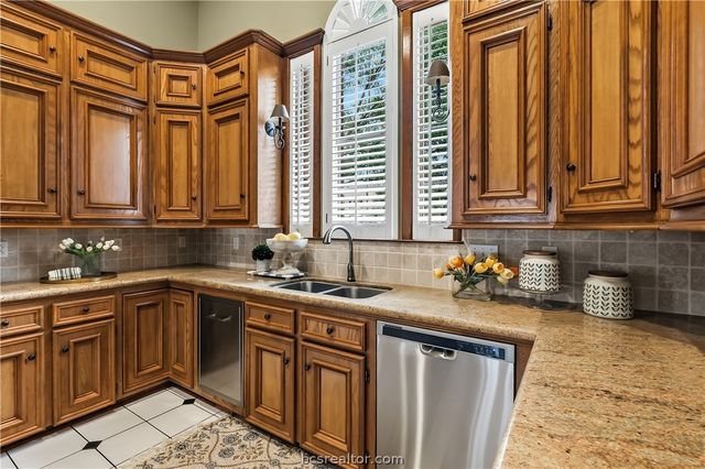 2917 Camille Drive, College Station, TX 77845