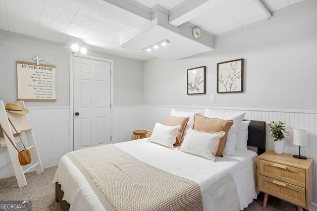 906 Spring Valley, Woodstock, GA 30189