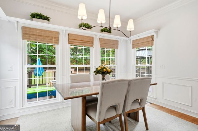 906 Spring Valley, Woodstock, GA 30189