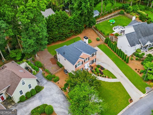 906 Spring Valley, Woodstock, GA 30189
